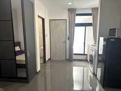 De Royale (D12), Condominium #569613381
